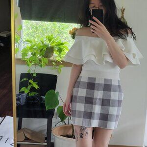 Endless Rose Ruffle Top White